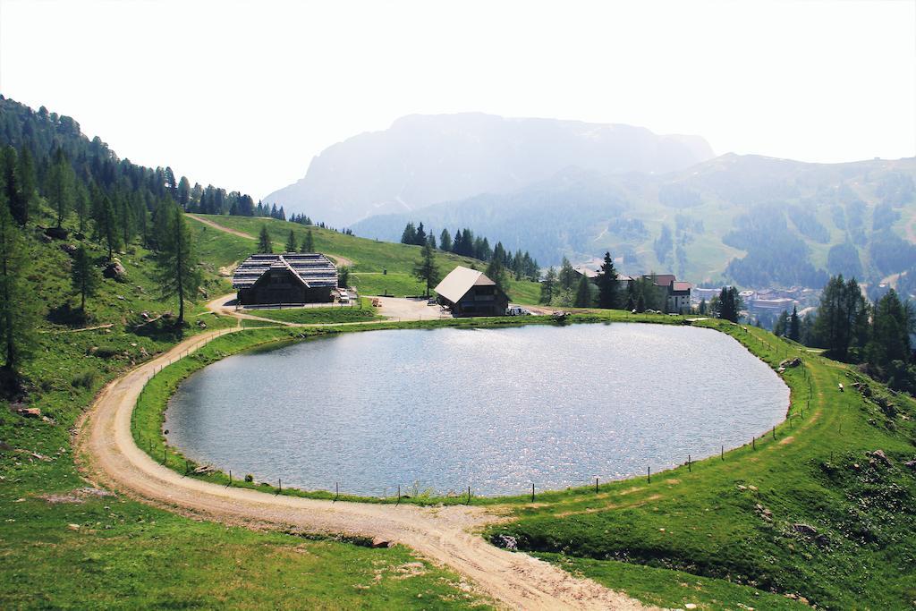 Apartamento Montanara Haus Sonnenalpe Nassfeld Exterior foto