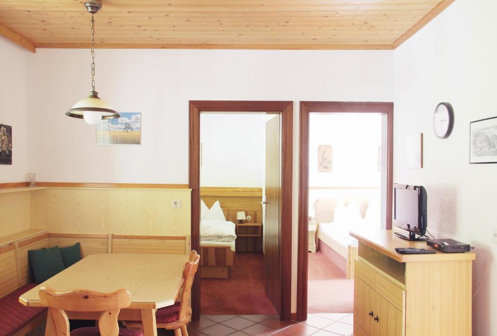 Apartamento Montanara Haus Sonnenalpe Nassfeld Habitación foto